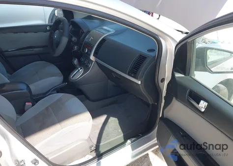 2010 Nissan Sentra 2.0S z USA, uszkodzony, nr VIN 3N1AB6AP6AL728703